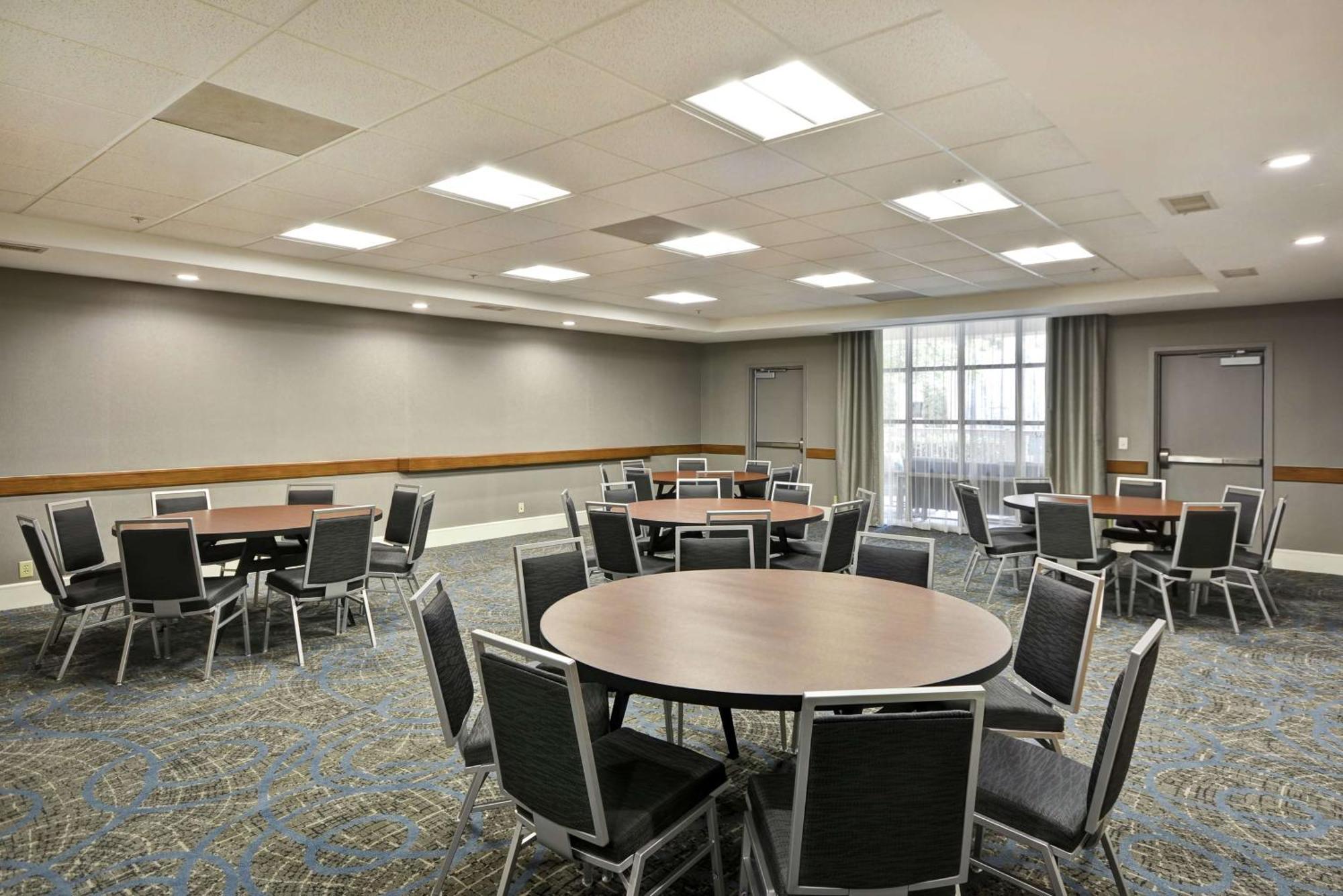 Hotel Homewood Dallas-frisco 3*